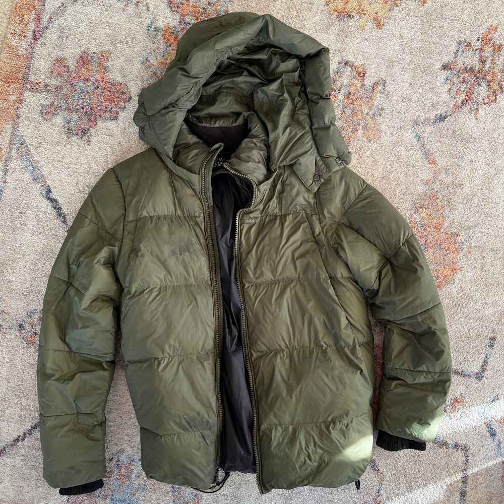 Figs Dark Olive Zahn - Puffer S - Dark Olive
